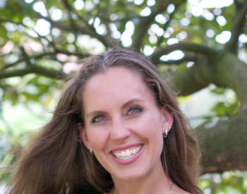 Heidi McPherson pictured in front of tree.