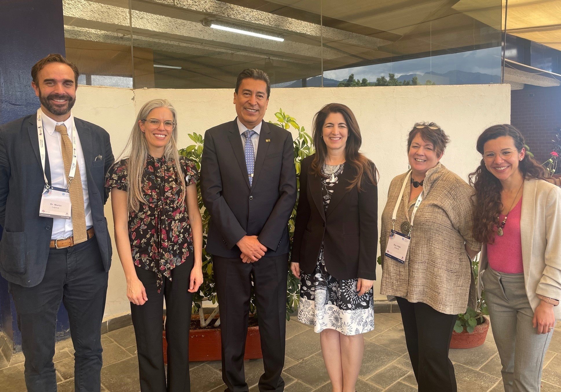 (L-R): Martin Lajous, MD, ScD; Karla Unger Saldaña, MD, DSc; Eduardo Ponce, MD, ScD, director of INSP; Maria E. Fernandez, PhD; Patti E. Gravitt, PhD, MS, deputy director, NCI; and Leticia Torres-Ibarra, ScD. (Photo by UTHealth Houston)