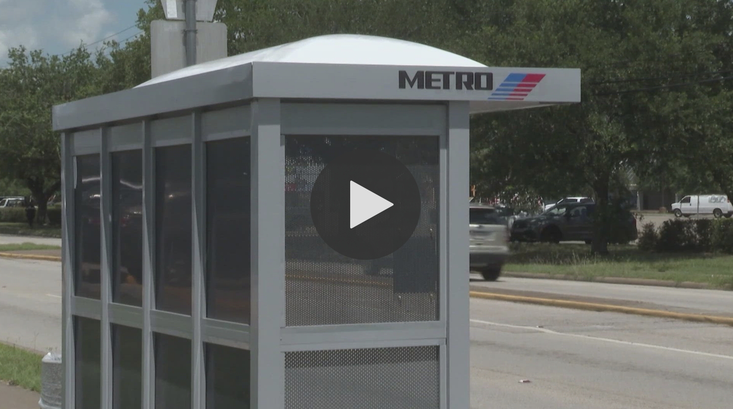 Houston METRO tests updated bus shelter design to combat extreme heat
