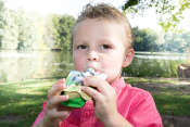 Food Pouches – Parents’ Friend or Foe? Expert Weighs the Pros and Cons of Pureed Options