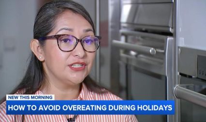 How to avoid overindulging this holiday season, expert weighs in