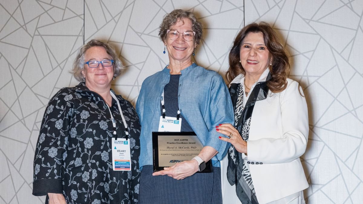 McCurdy Receives ASPPH Practice Excellence Award